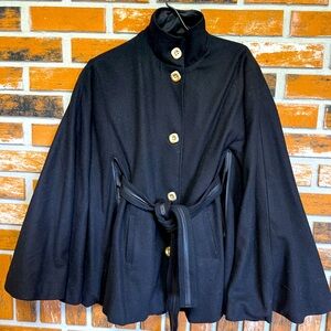Wool Cape with belt